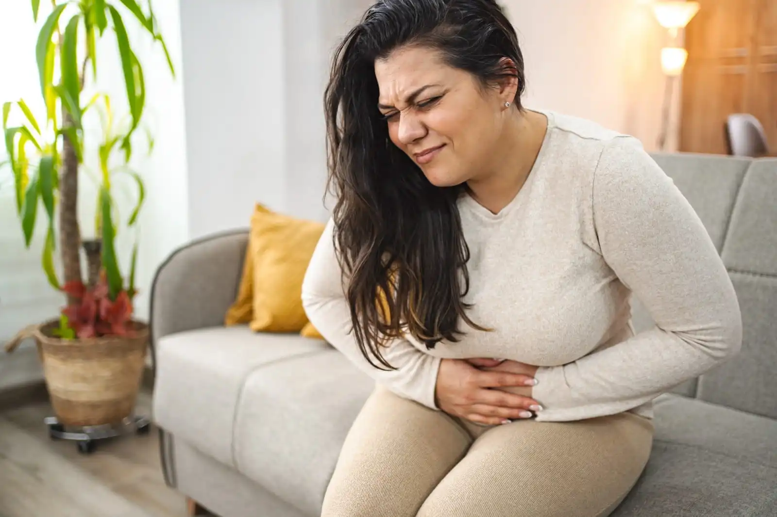 पेडू में दर्द क्यों होता है और इसका इलाज