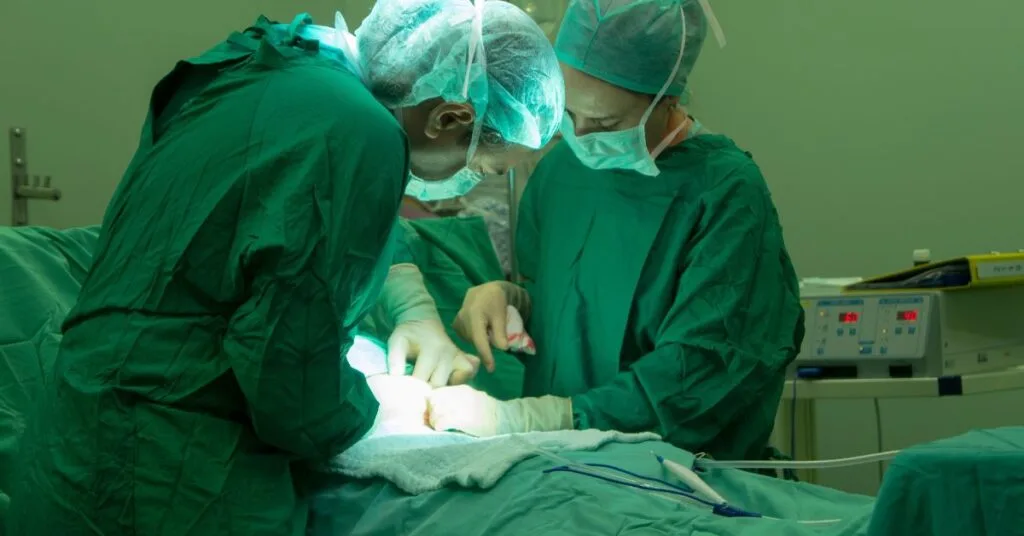 day care laparoscopic डे-केयर लैप्रोस्कोपिक हर्निया, hernia surgery in indore for fast recovery